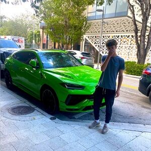 Meet your Posher, Canaan